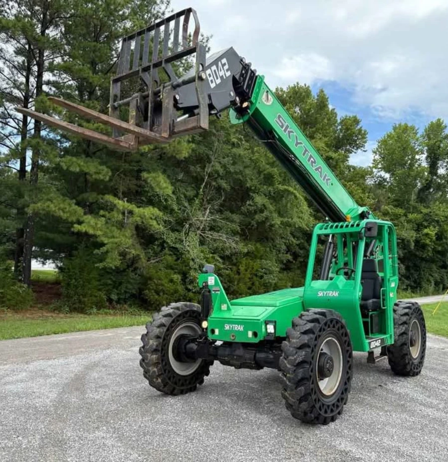 skytrack Telehandler
